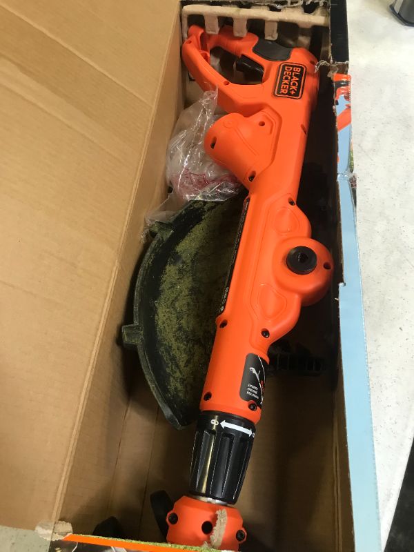 Photo 2 of BLACK+DECKER 6.5 Amps 14" String Trimmer/Edger