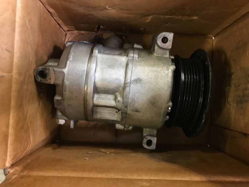 Photo 2 of AC Compressor Fits 2007-08 Jeep Patriot Compass 2007-08 Caliber (ITEM IS DIRTY)