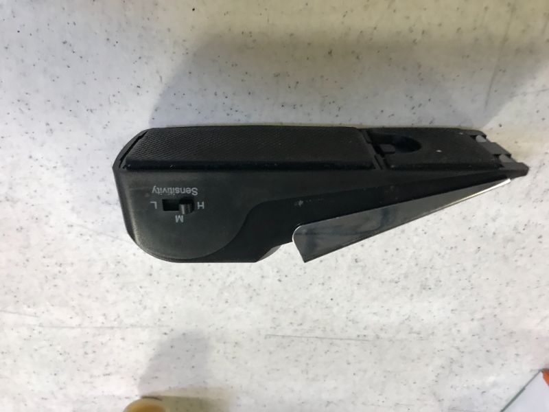 Photo 1 of 4 pack of door stop alarms (not including 9v battery)