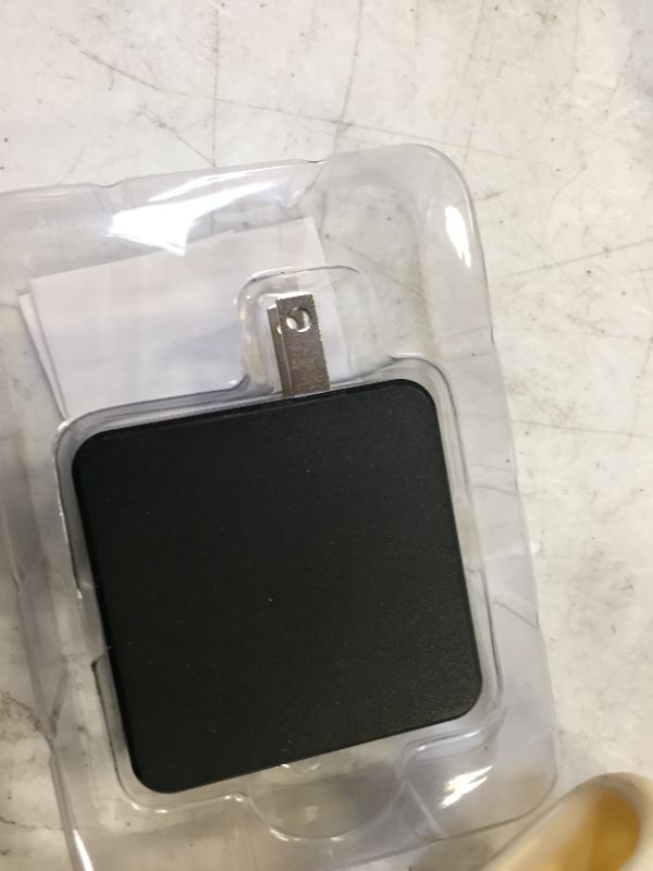 Photo 2 of Mangotek USB C Charger