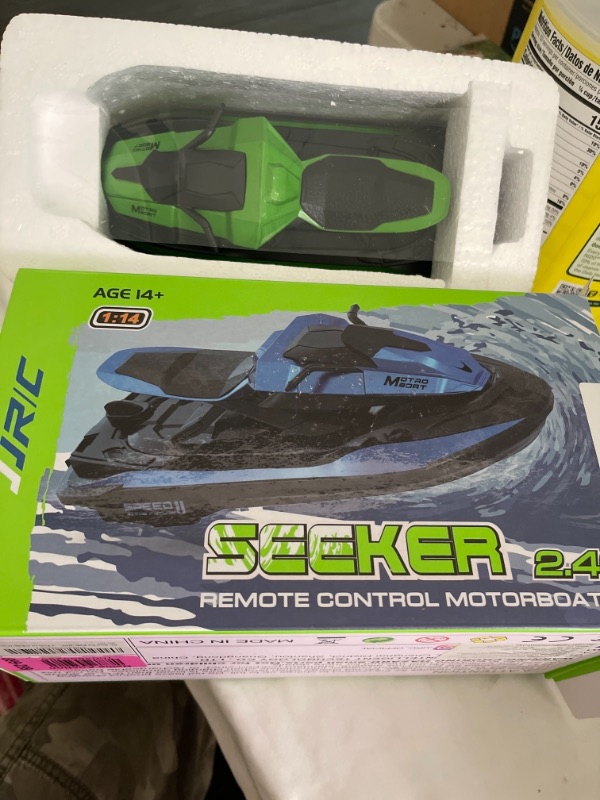 Photo 1 of RC JET SKI 