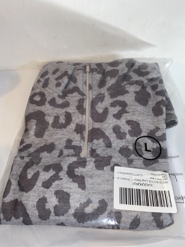 Photo 2 of BETTE BOUTIK Women Casual Pullover Sweatshirts Zip Neck Funnel Tops Long Sleeve Plain Leopard Top with Pockets
SIZE L
FACTORY PACKAGED 