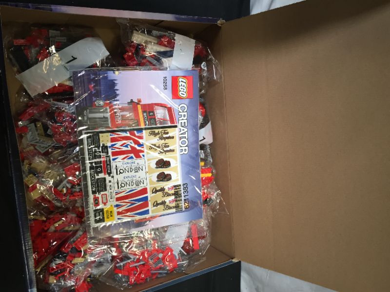 Photo 2 of LEGO Creator Expert London Bus 10258