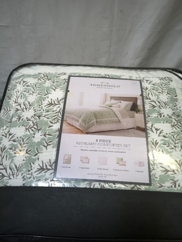 Photo 2 of 8pc Richland Floral 8pc Comforter Set - Threshold
Size: King