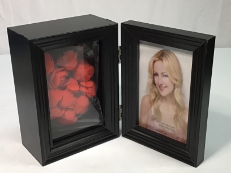 Photo 1 of 4 x 6 Photo Frame Box- Black