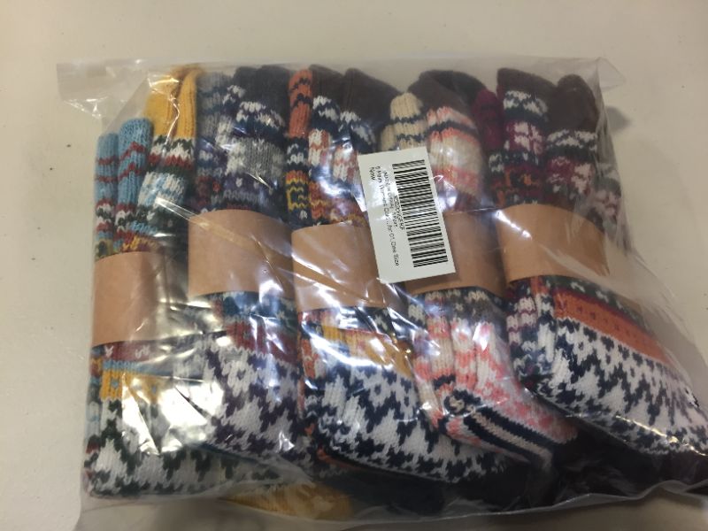 Photo 2 of LORITTA 5 PAIRS WOMEN WOOL SOCKS THICK KNIT VINATGE WINTER WARM COZY CREW SOCKS ONE SIZE FITS ALL