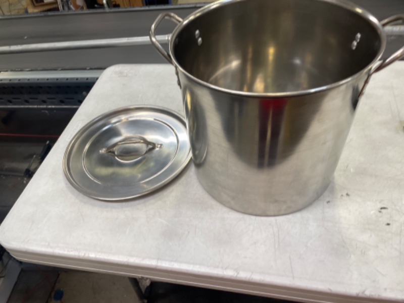 Photo 1 of 11"WX10"H COOKING POT \ CAMPING POT