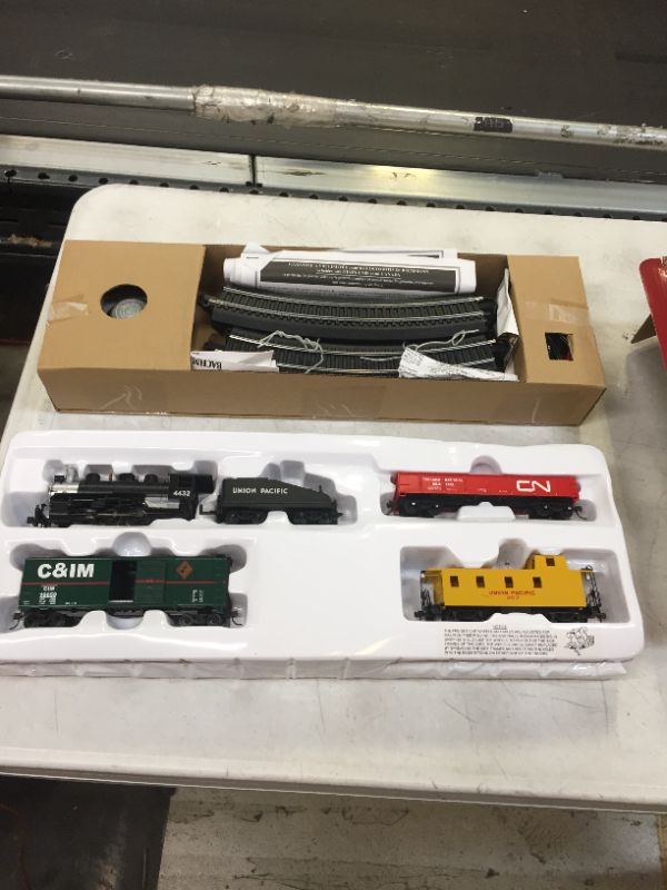 Photo 1 of Bachmann Trains - Pacific Flyer Ready To Run Electric Train Set - HO Scale
