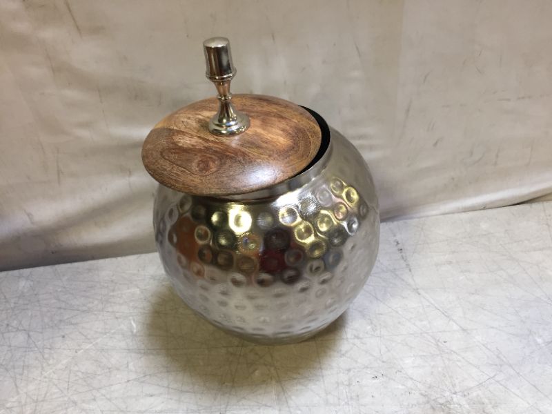 Photo 2 of Amazing metal wood jar