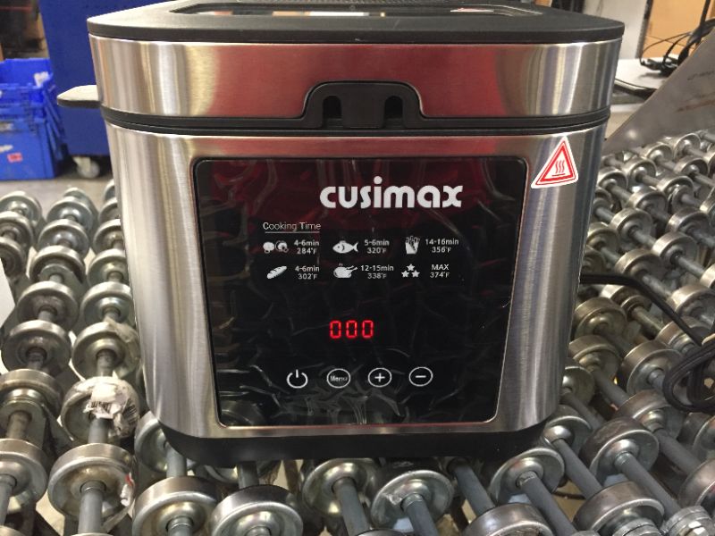 Photo 1 of Cusimax 2.5 Liter Electric Deep Fryer With Basket