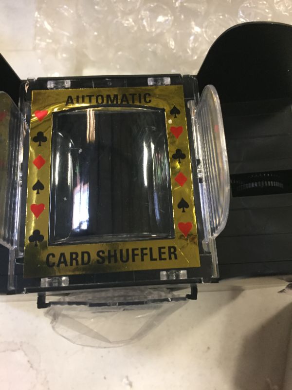 Photo 1 of automatic card shuffler 