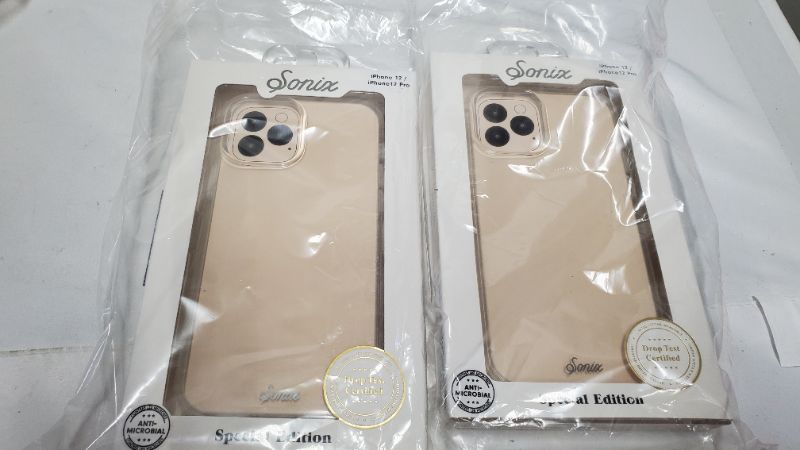 Photo 1 of CLEAR IPHONE 12/12 PRO CASE 2PK