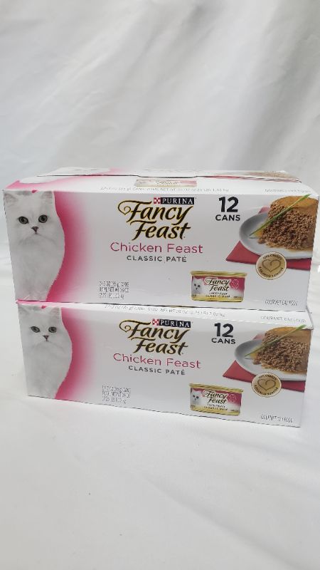 Photo 1 of 24 CANS FANCY FEAST CHICKEN FEST 3OZ EACH BEST BY 6/2023