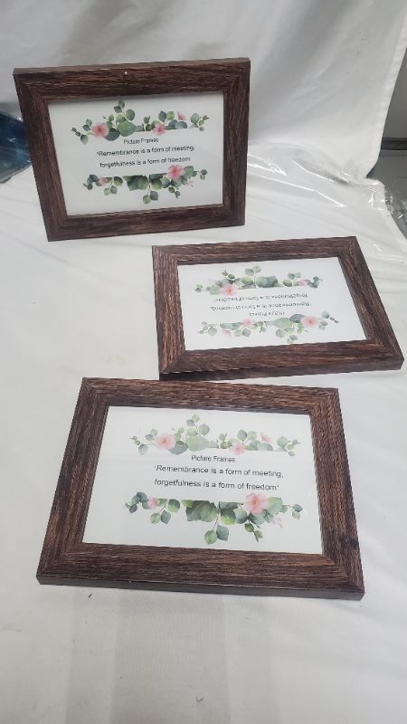 Photo 1 of 3PCS SET 5X7 PICTURE FRAMES