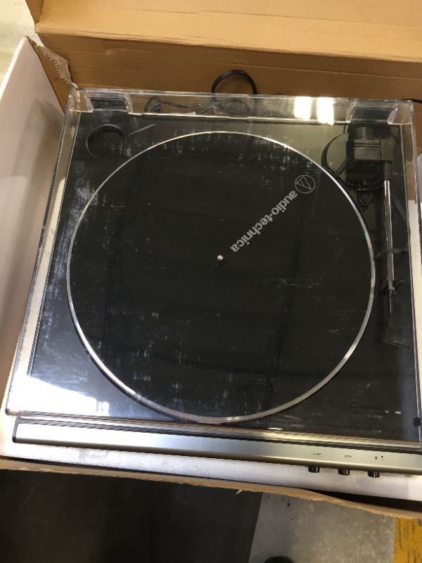 Photo 1 of audio technica turntable 