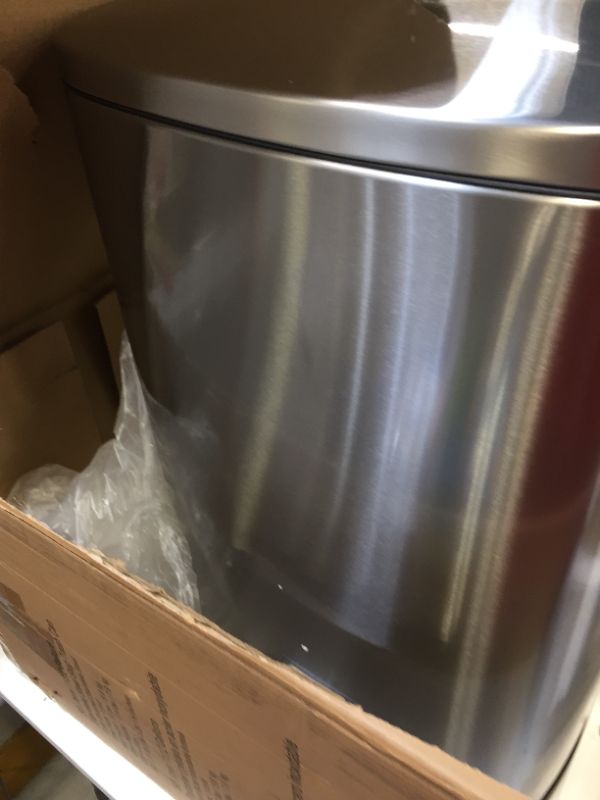 Photo 1 of 50  liters trash can color silver 