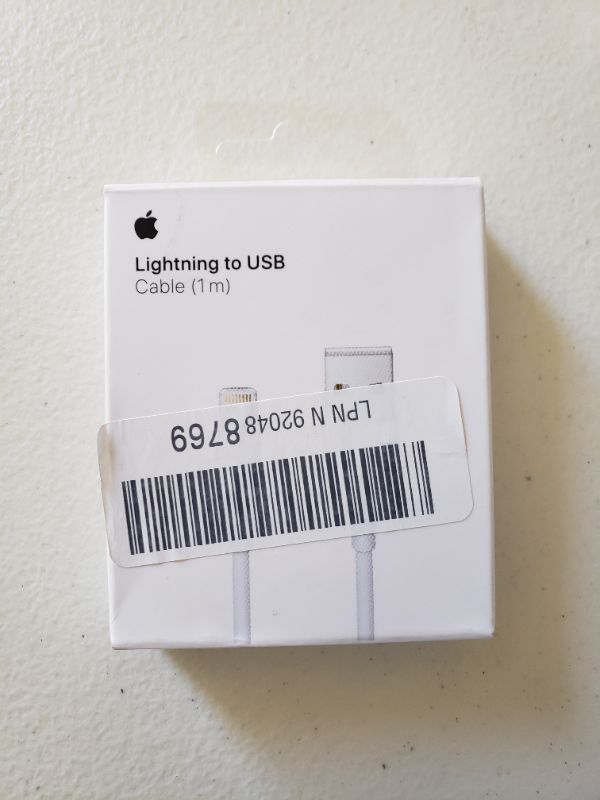 Photo 1 of Apple Lightning to USB Cable (1 m)
