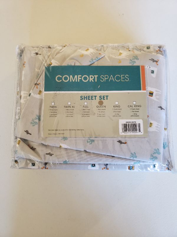 Photo 2 of Comfort Spaces 100% Cotton Percale 4 Piece Set Ultra Soft Breathable Deep Pocket Printed Llama Animal Pattern Sheets with Pillow Cases Bedding