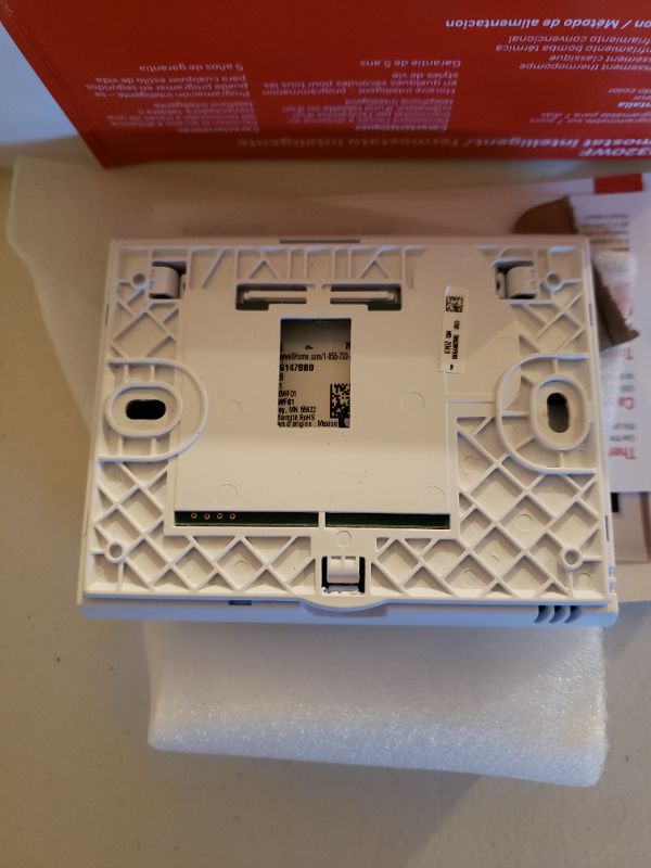 Photo 1 of Honeywell Wi-Fi 9000 colour Touchscreen Programmable Thermostat