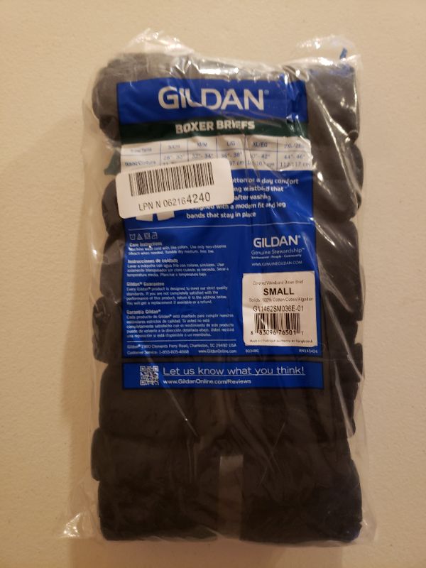 Photo 2 of Gildan Men's Covered Waistband Boxer Briefs, Multipack. Size Small.
