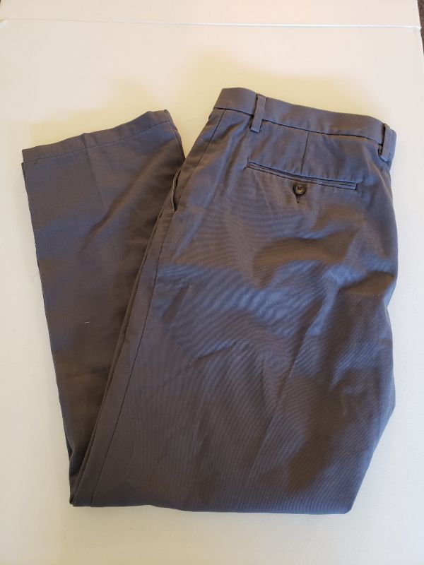 Photo 1 of Amazon Essentials Men's Grey Khaki Style Pant Size 38x30. Pre-Worn.