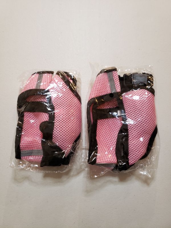 Photo 2 of Emoly Soft Mesh Dog Harness Vest, X-Large Dog Harness, Night Reflective Adjustable Mesh Harness with Padded Vest and Leash?Pink?LOT OF 2 FOR SMALL DOGS.
