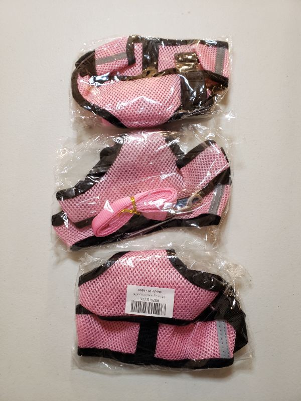 Photo 2 of Emoly Soft Mesh Dog Harness Vest, X-Large Dog Harness, Night Reflective Adjustable Mesh Harness with Padded Vest and Leash?Pink?LOT OF 3 FOR SMALL DOGS.
