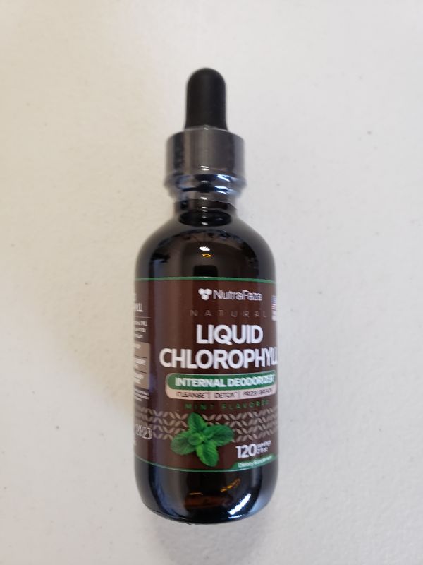 Photo 1 of Chlorophyll Liquid Drops - Energy Booster, Digestion and Immune System Support, Natural Internal Deodorant & Detox - Fast-Absorbing Liquid Chlorophyll - Vegan & Non-GMO - 2 fl oz - Made in USA. LOT OF 2 BOTTLES.
