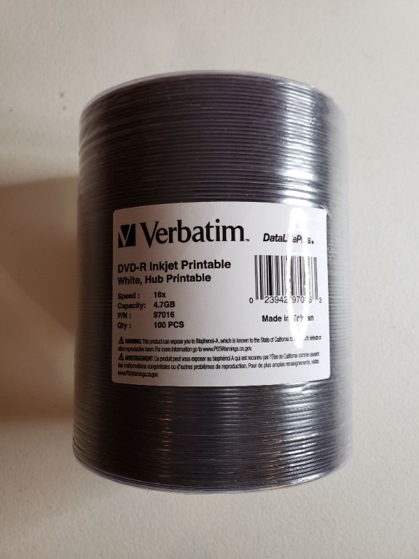 Photo 1 of Verbatim DVD-R 4.7GB 16X DataLifePlus White Inkjet Printable, Hub Printable - 100pk Tape Wrap, 0.1 (97016)
