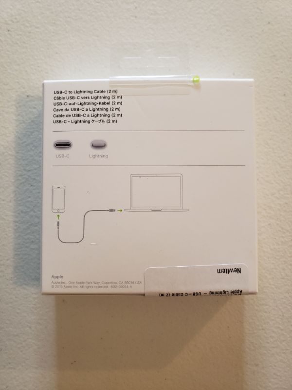 Photo 3 of Apple USB Type-C to Lightning Cable (6.6')