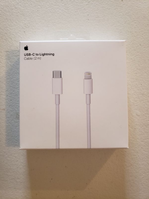 Photo 2 of Apple USB Type-C to Lightning Cable (6.6')