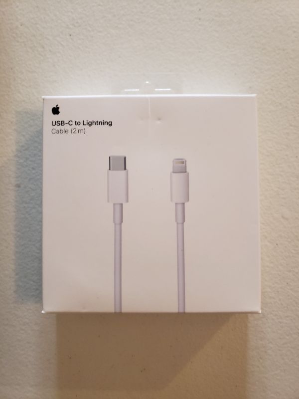 Photo 2 of Apple USB Type-C to Lightning Cable (6.6')