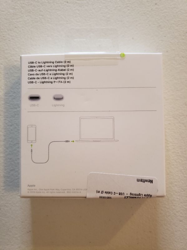 Photo 1 of Apple USB Type-C to Lightning Cable (6.6')