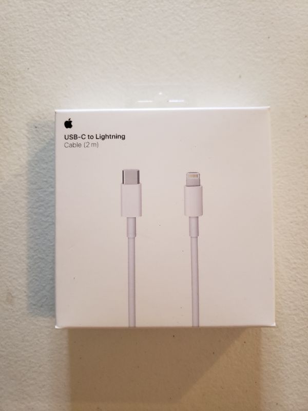 Photo 2 of Apple USB Type-C to Lightning Cable (6.6')