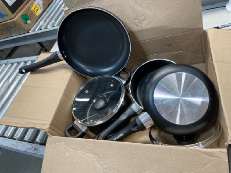 Photo 2 of Amazon Basics Non-Stick Cookware Set, Pots and Pans - 8-Piece Set
