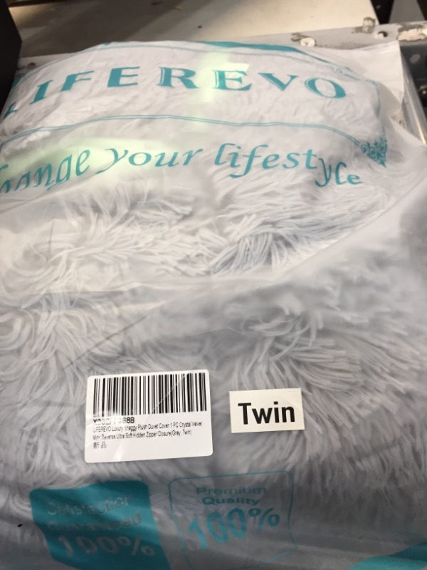 Photo 2 of 
LIFEREVO Luxury Shaggy Plush Duvet Cover 1 PC Crystal Velvet Mink Reverse Ultra Soft Hidden Zipper Closure (Gray, Twin)