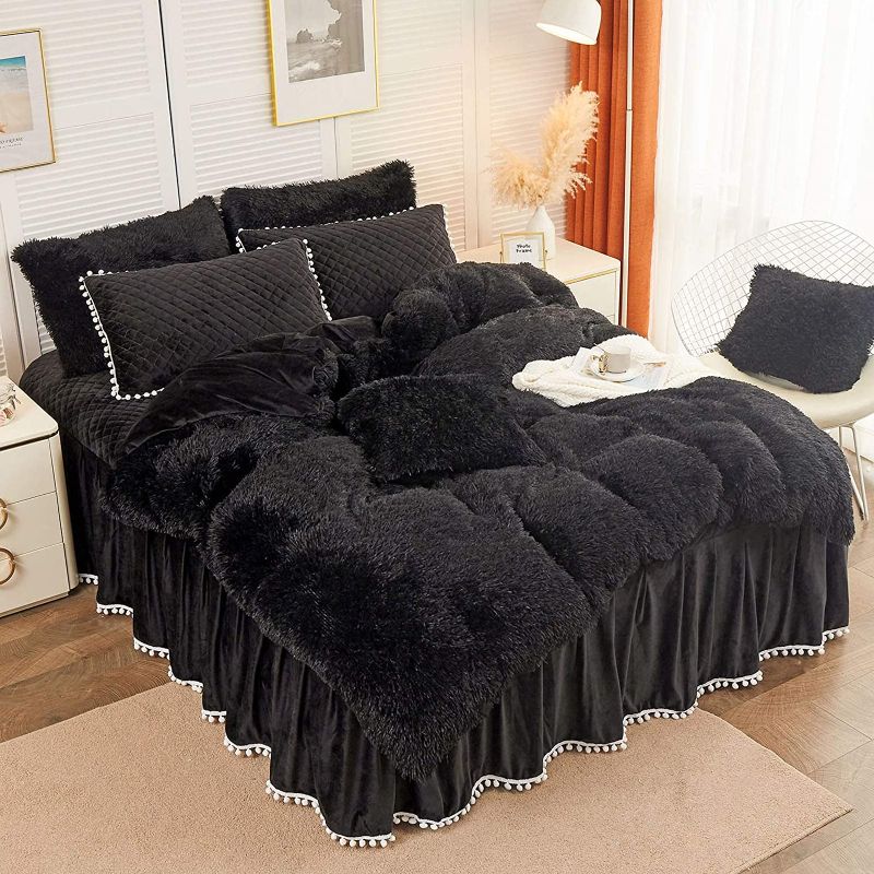 Photo 1 of 
LIFEREVO Luxury Shaggy Plush Duvet Cover 1 PC Crystal Velvet Mink Reverse Ultra Soft Hidden Zipper Closure (Black, Twin)
Color:Black