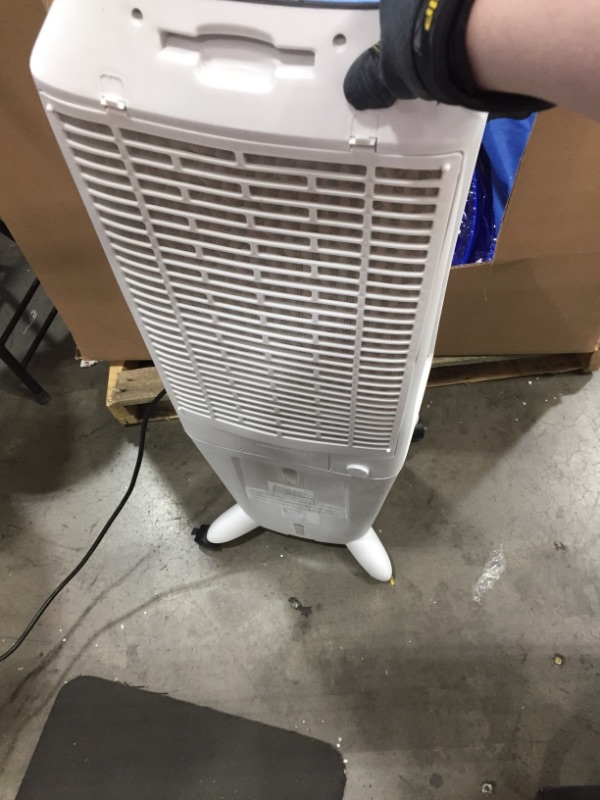 Photo 5 of Honeywell 470-588 CFM Portable Evaporative Tower Cooler with Fan, Humidifier & Remote, 43.5" TC30PEU, White
