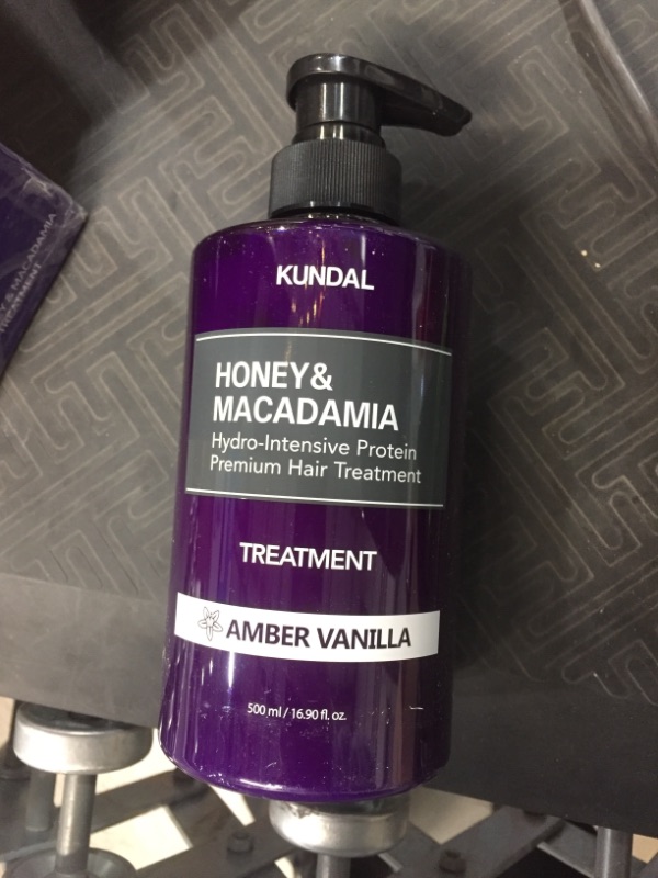 Photo 2 of KUNDAL Honey&Macadamia Hydro-Intensive Protein Premium Nature Hair Treatment(Amber Vanilla) 500ml
