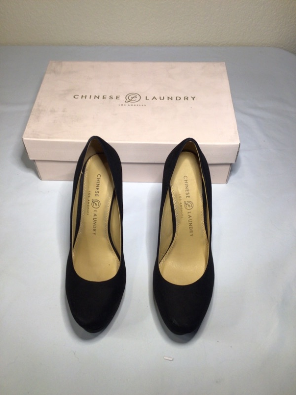 Photo 2 of Chinese Laundry Women's Wow Platform Dress Pump- Size 6.5