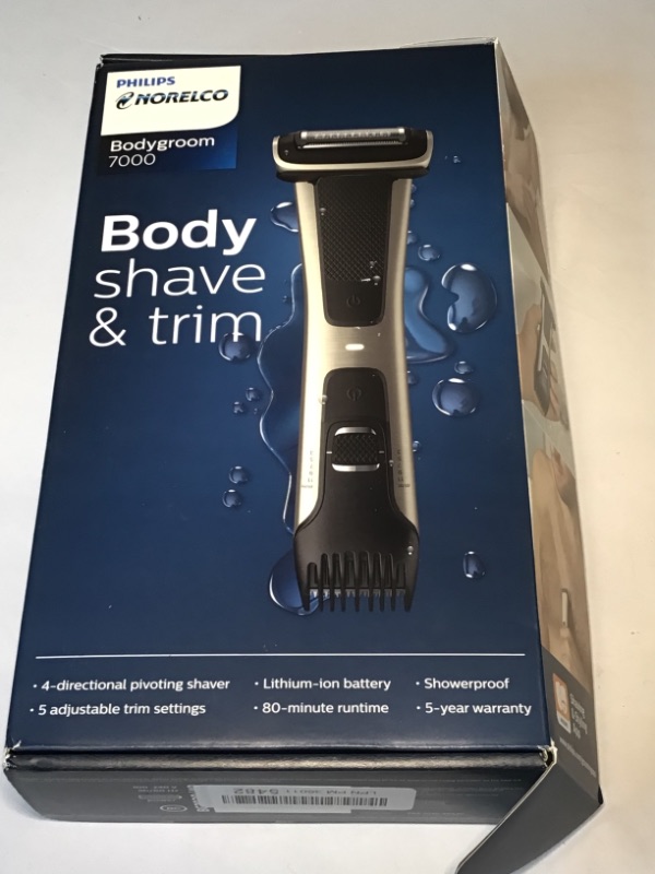 Photo 2 of Philips Norelco BG7030/49 Bodygroom Series 7000, Showerproof Dual-Sided Body Trimmer and Shaver for Men