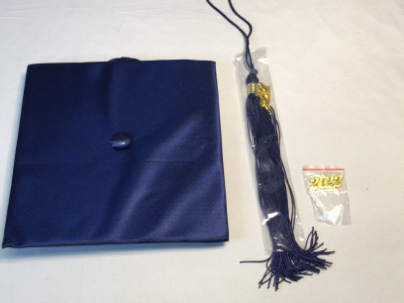 Photo 2 of Child's Graduation Robe and Mortar with Tassle and 2021 and 2022 Attachable Medallions- Blue- Label on Robe says Size 27"