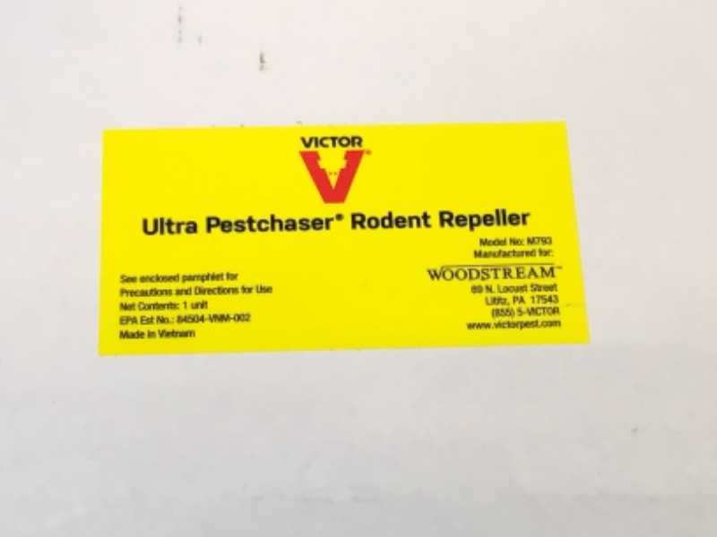 Photo 2 of Victor M793 Ultra Sonic Pest Chaser Rodent Repellent - Repel Mice and other rodents