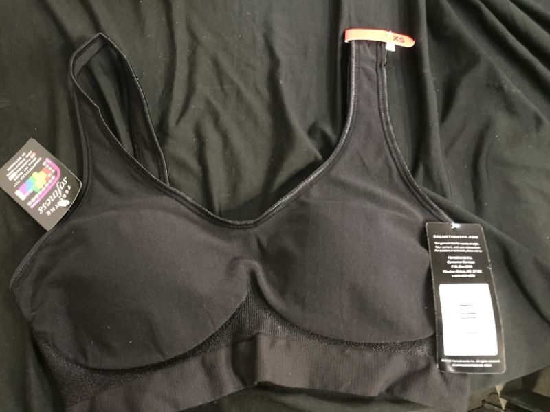 Photo 1 of Bali Women's Comfort Revolution Shaping Wirefree Bra DF3488 XS 
