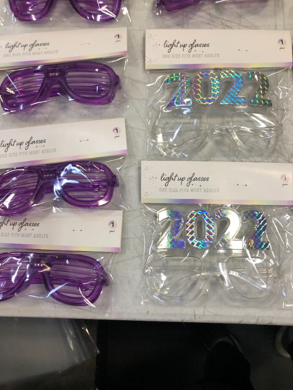 Photo 1 of 16 PACK OF PARTY GLASSES 
