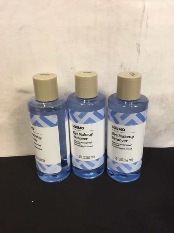 Photo 1 of Amazon Brand - Solimo Eye Makeup Remover, Removes Waterproof Mascara, Dermatologist Tested, 5.5 Fluid Ounce, EXP 03/2024
3 COUNT