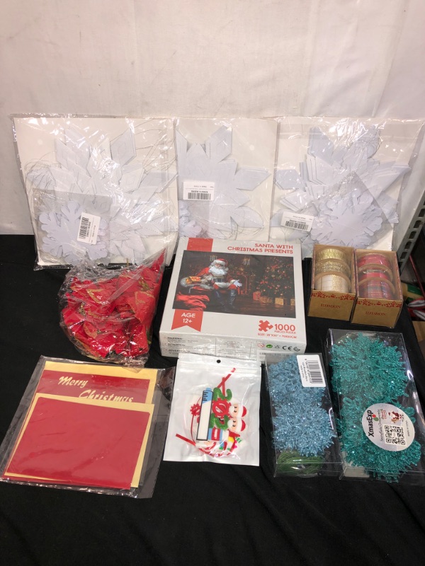 Photo 1 of 10PC LOT
MISC CHRISTMAS ITEMS, SOLD AS IS 