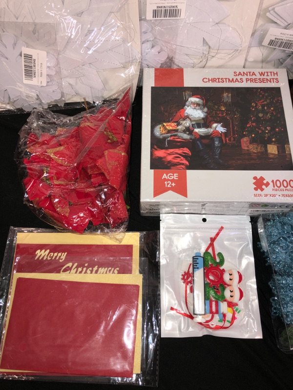 Photo 3 of 10PC LOT
MISC CHRISTMAS ITEMS, SOLD AS IS 