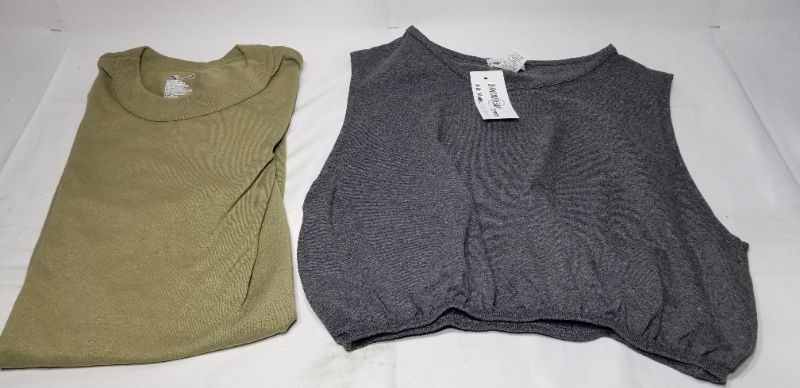 Photo 1 of ARMY GREEN TSHIRT, SMALL AND GRAY CROPOPED TOP, XL