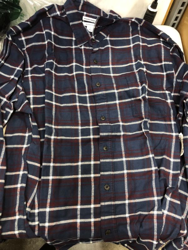 Photo 1 of men's button up long sleeve shirt size XL